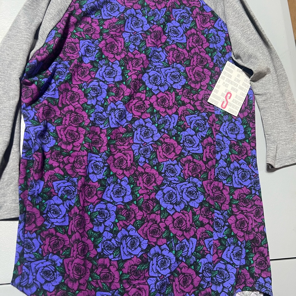 Floral Patterned Raglan Sleeve Top